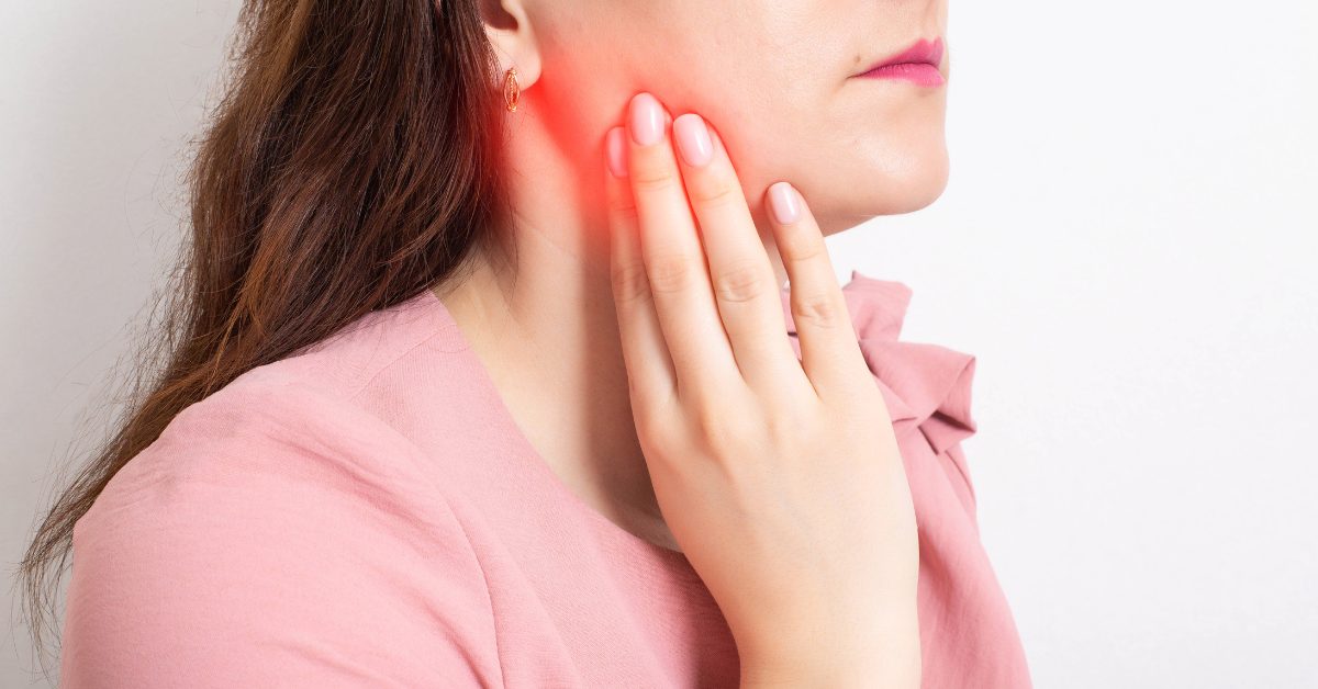 ear pain caused by wisdom teeth